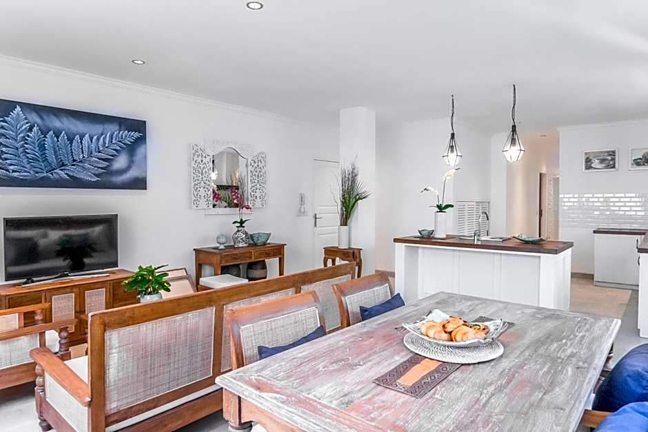Umalas Suites