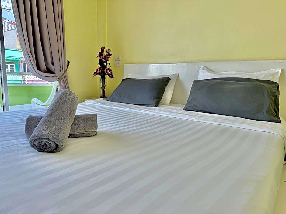 BAAN KEANG TALAY CHA AM