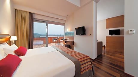 Junior suite standard