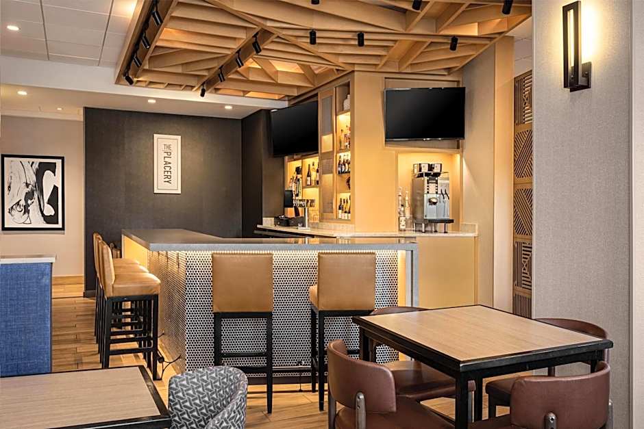 Hyatt Place Indianapolis Airport