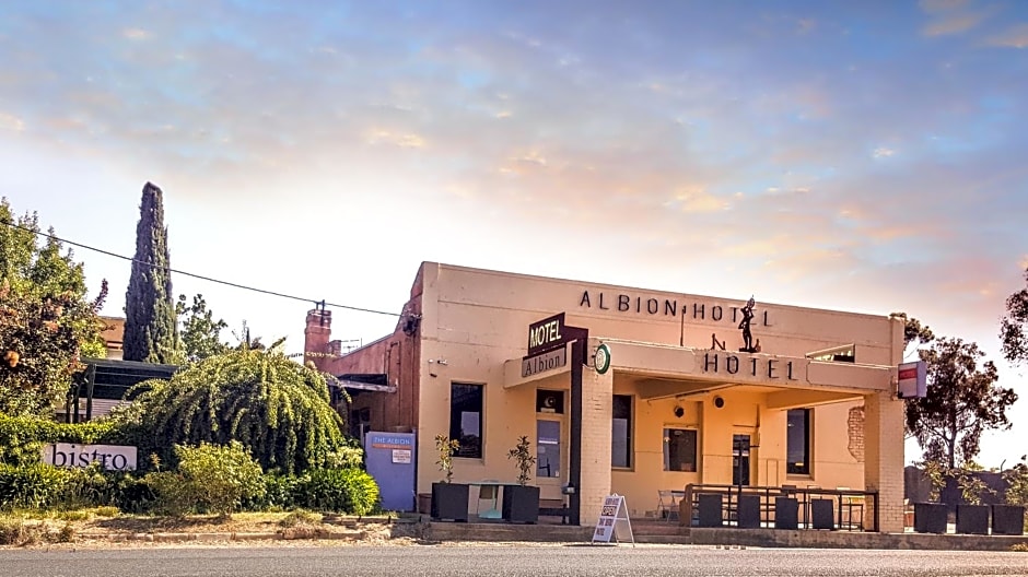 The Albion Motel Castlemaine