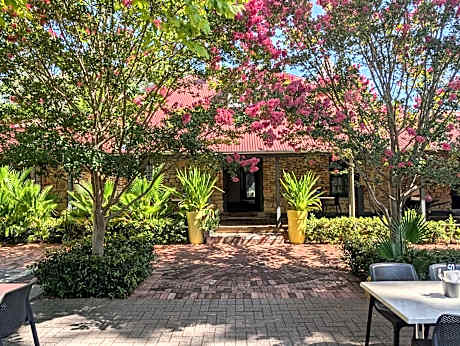 Mahogany Inn and Distillery