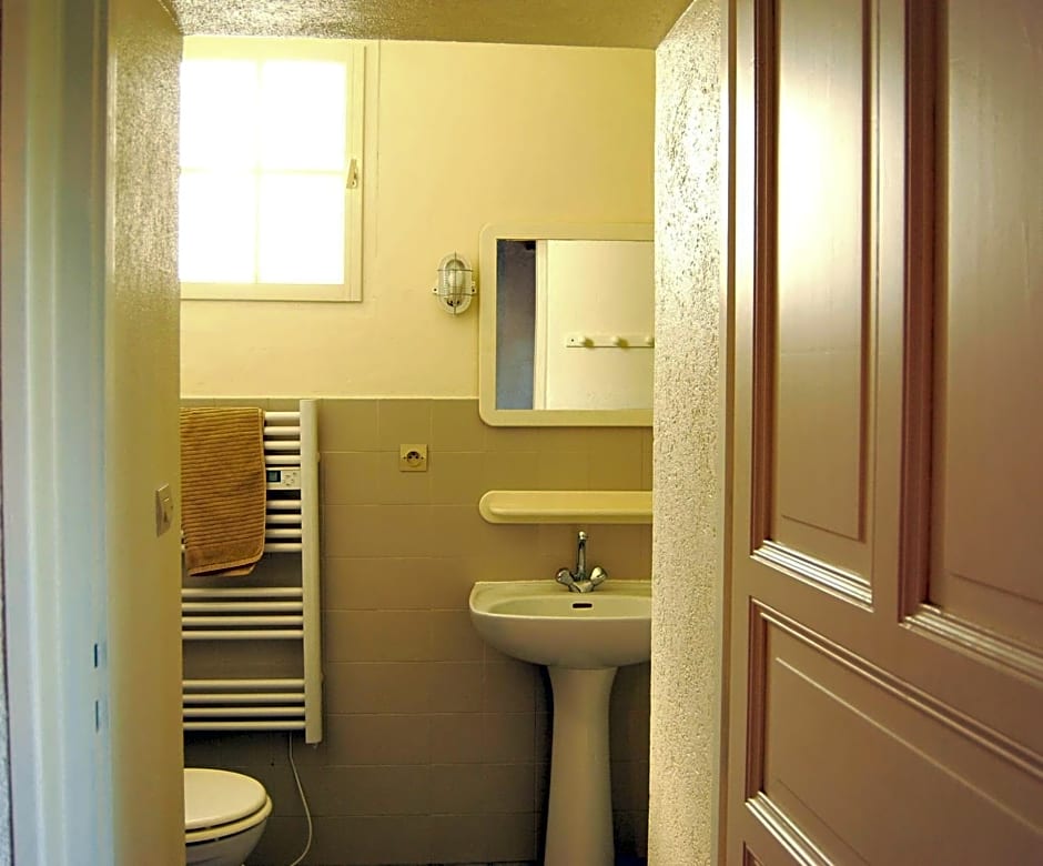 Logis de Chenac - Chambres et table d'hôtes