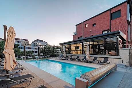 Panorama Deluxe Aparthotel