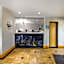 Sunset West Hotel SureStay Collection By Best Western