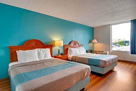 2 Queen Beds | Non-Smoking, Micfridge