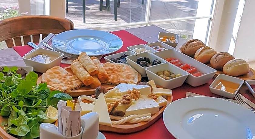 Rebetiko Hotel                                                             