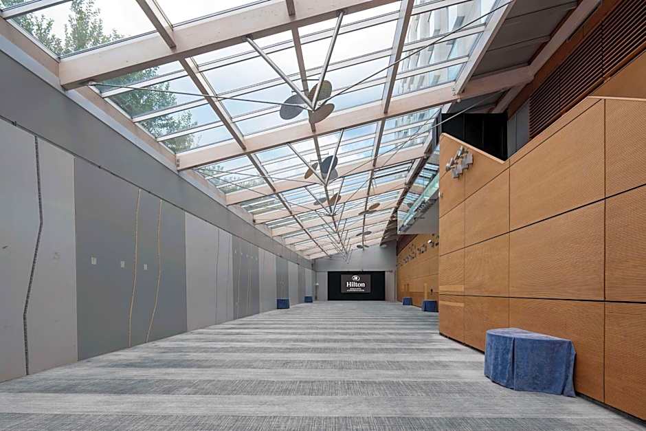 Hilton Geneva Hotel and Conference Centre