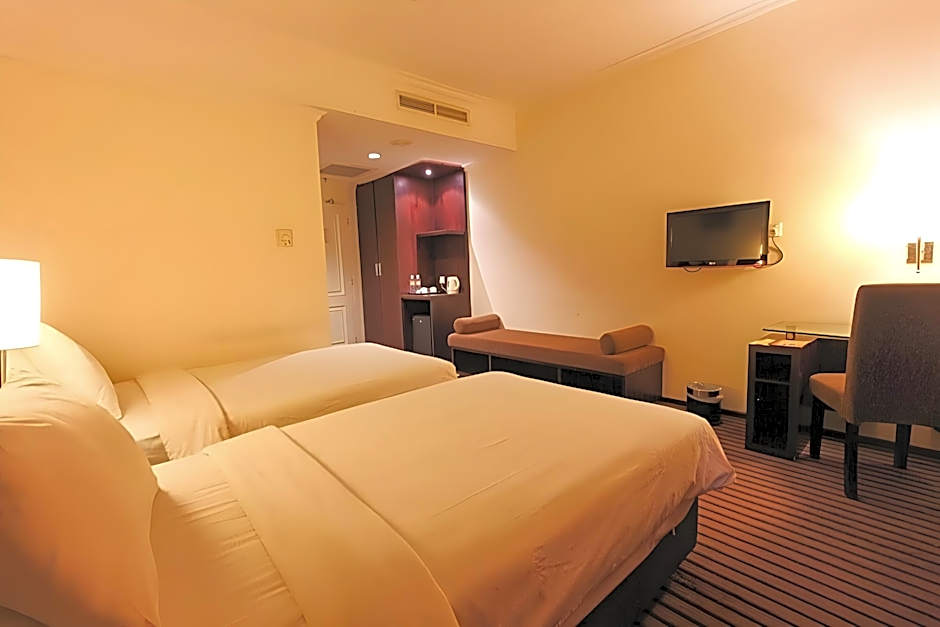 Harmoni One Convention Hotel & Service Apartments