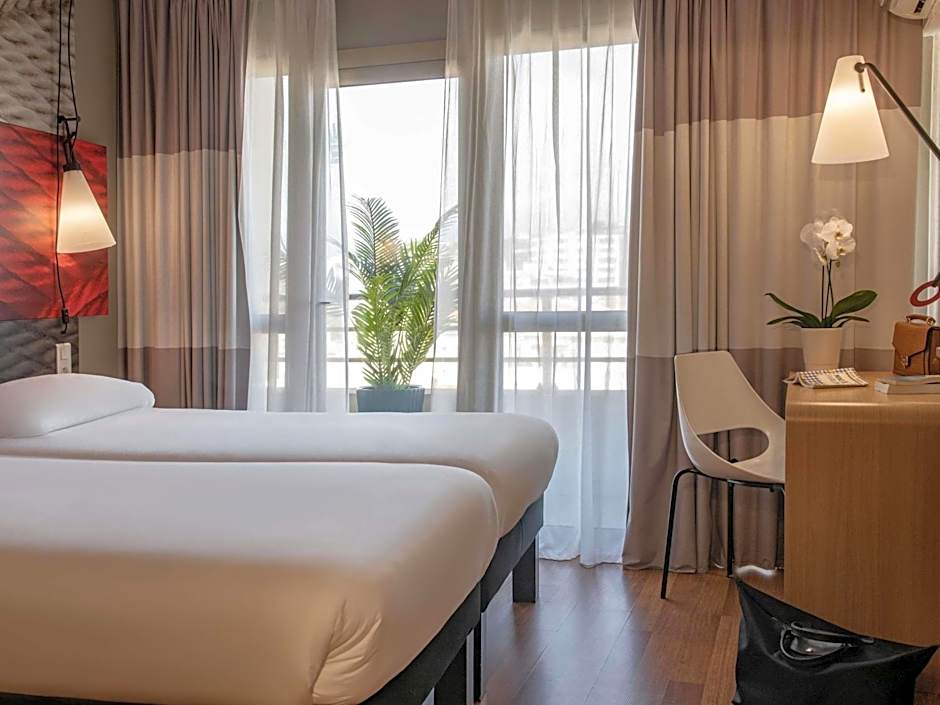 ibis Cannes Plage La Bocca