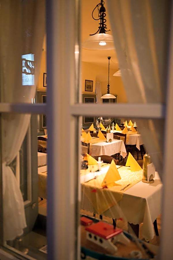 Gasthaus zum Löwen - Restaurant Akropolis