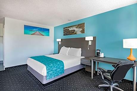 Queen Room - Non-Smoking