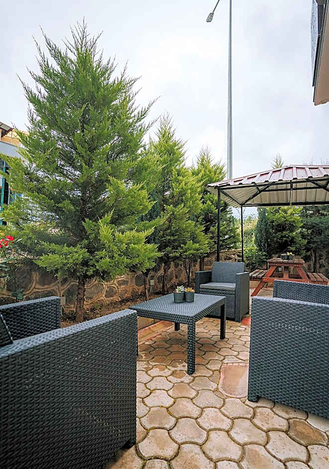 Umut Apartments