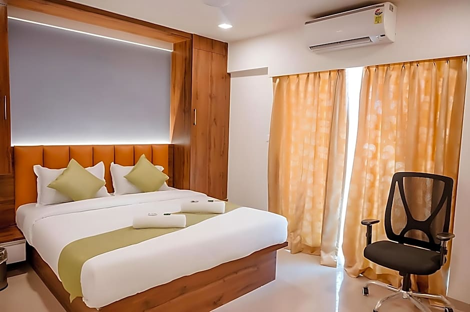 Hotel Heraa International