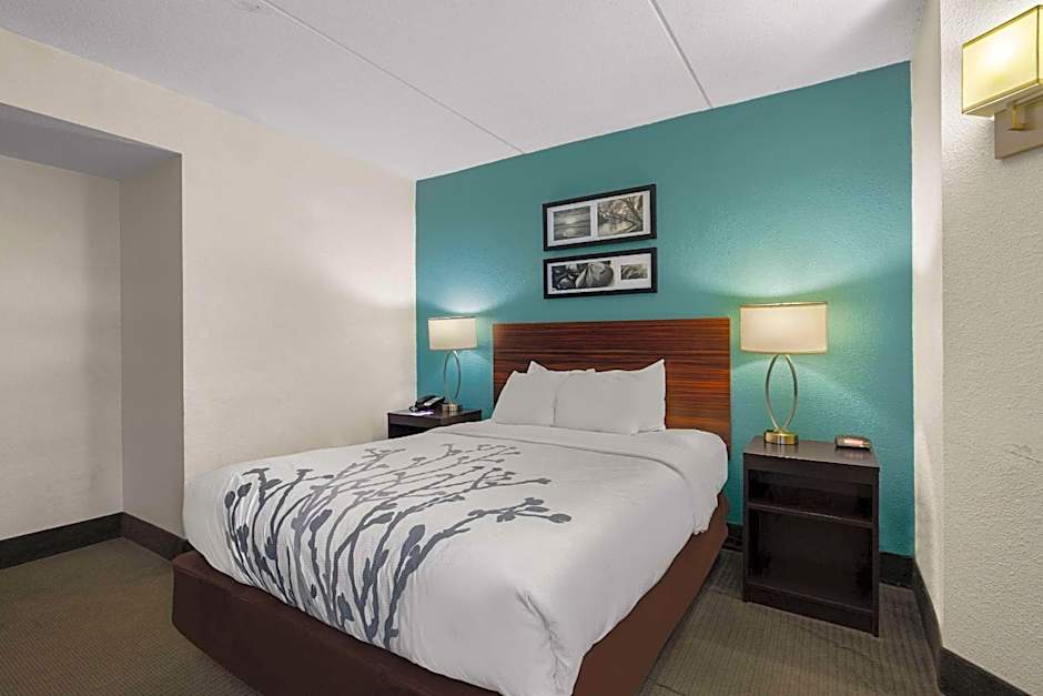 Sleep Inn Wilmington near University