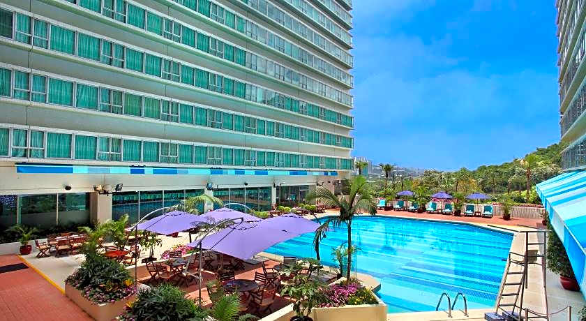 Regal Riverside Hotel