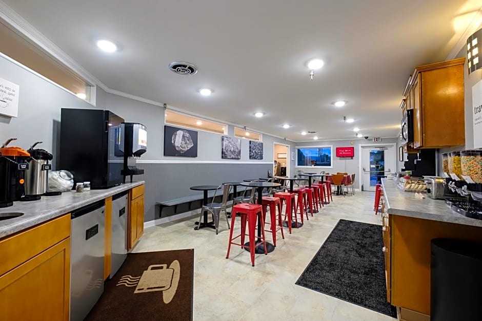 Red Roof Inn & Suites Herkimer