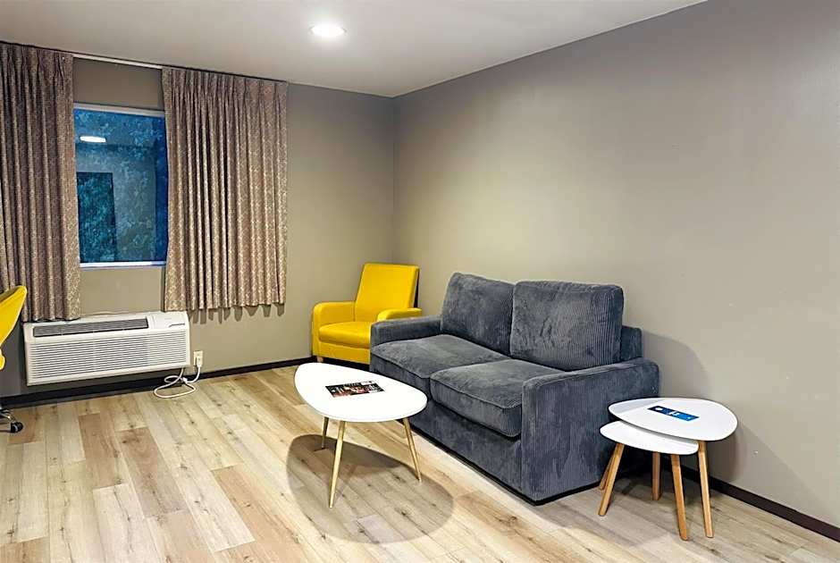 Days Inn by Wyndham Seatac Airport