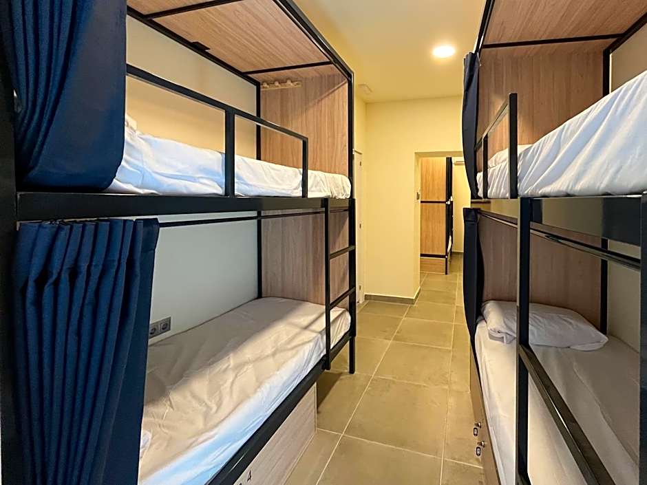 Multi Hostel Calvario