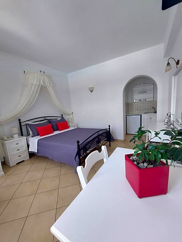 Anthonas Apartments