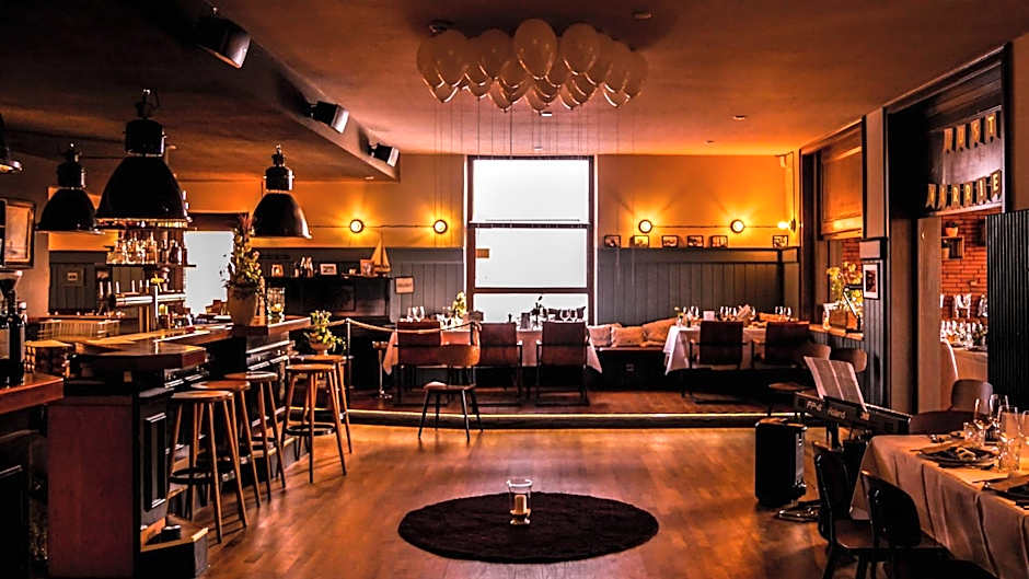 Hafen 17 Hotel Küche Bar