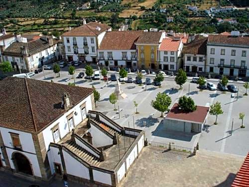 Casa Amarela TH & National Monument