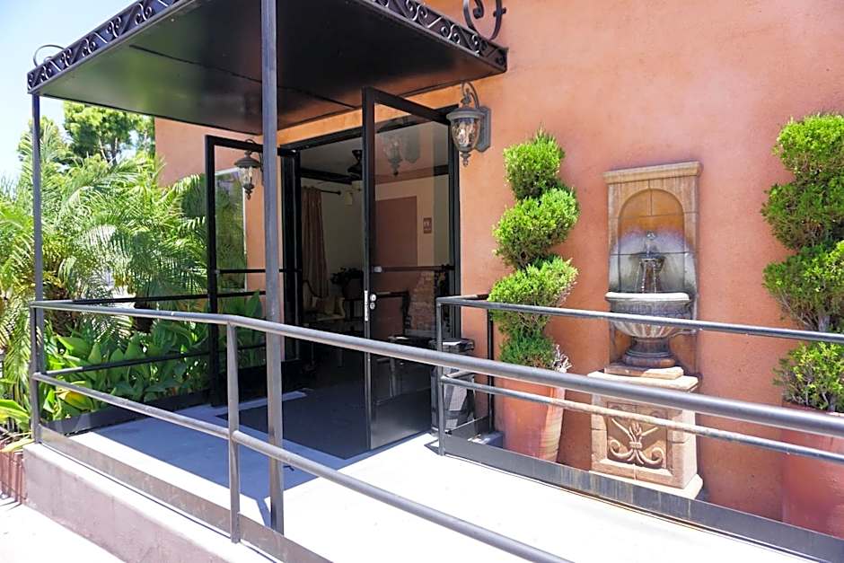 Casa Bella Inn Downtown LA
