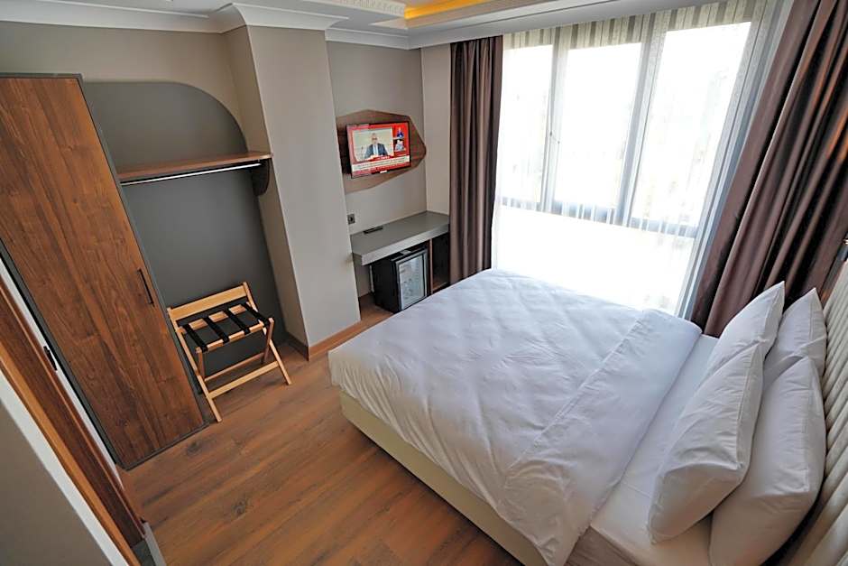 Shelton Airport Hotel