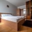 Elis Residence