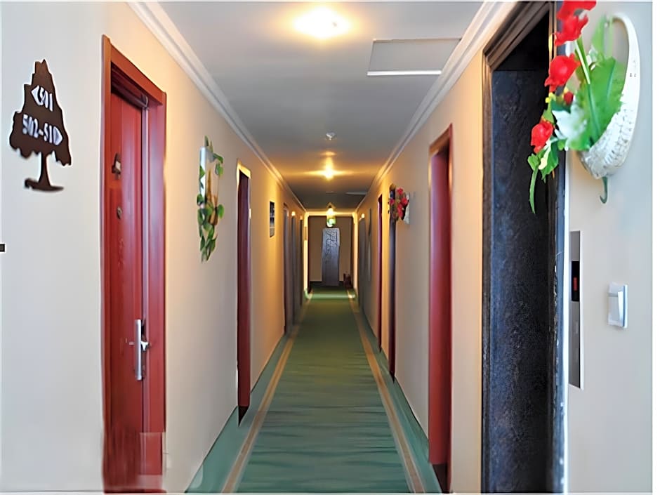 Green Tree Inn Weihai Bus Station Hotel