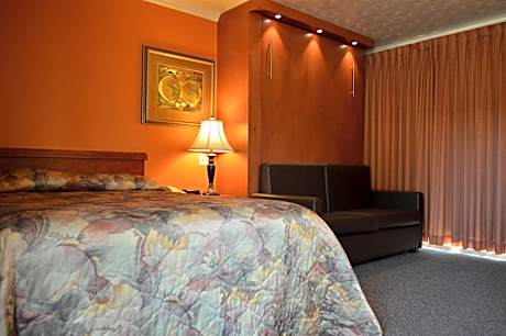 Double Room with Balcony and Sea View