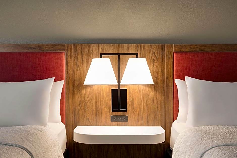 Hampton Inn By Hilton Starkville