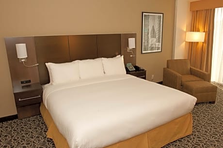Premium King Room with Sofa Bed - Non-Smoking