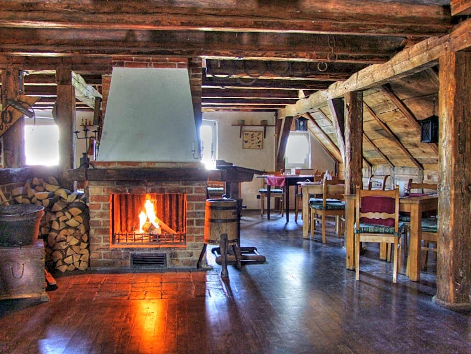 Hotel & Gasthof Zur Linde