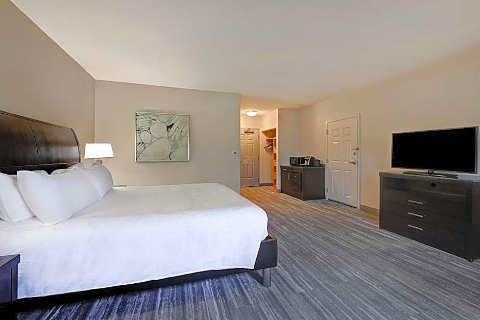 Hilton Garden Inn San Bernardino