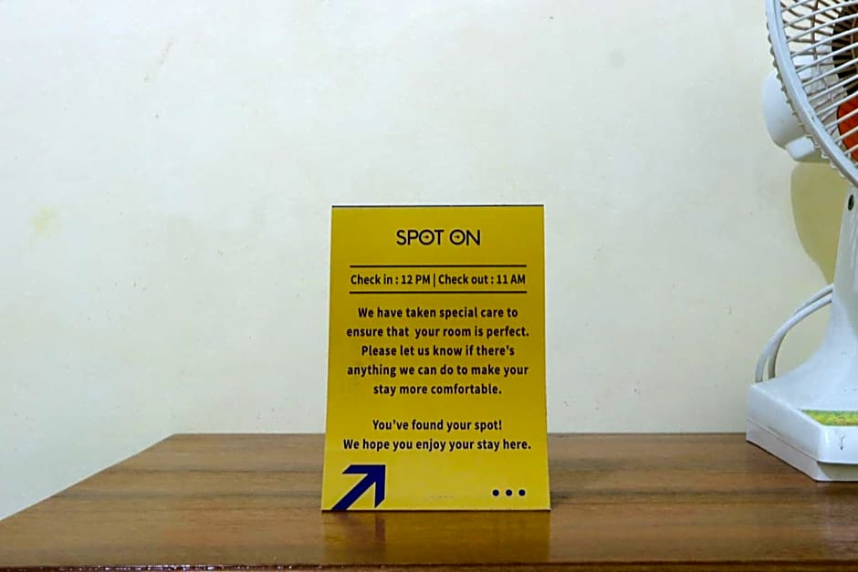 OYO 2371 Islami Family Residence