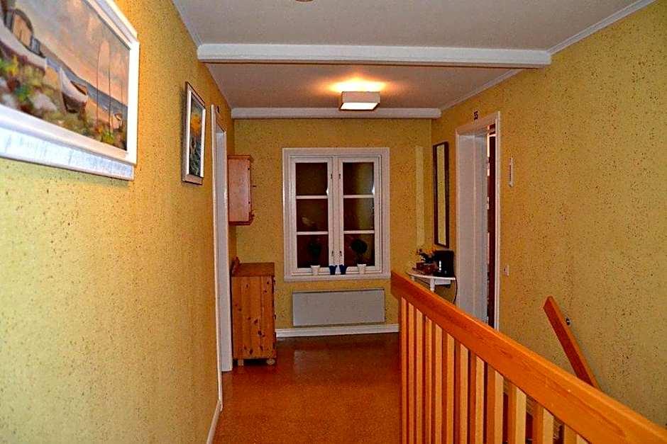 Lantlivlodge i Österjörn - Midgård