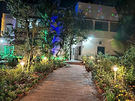 Rajlaxmi Resort - Pure Veg