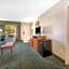 Days Inn & Suites by Wyndham Albuquerque North