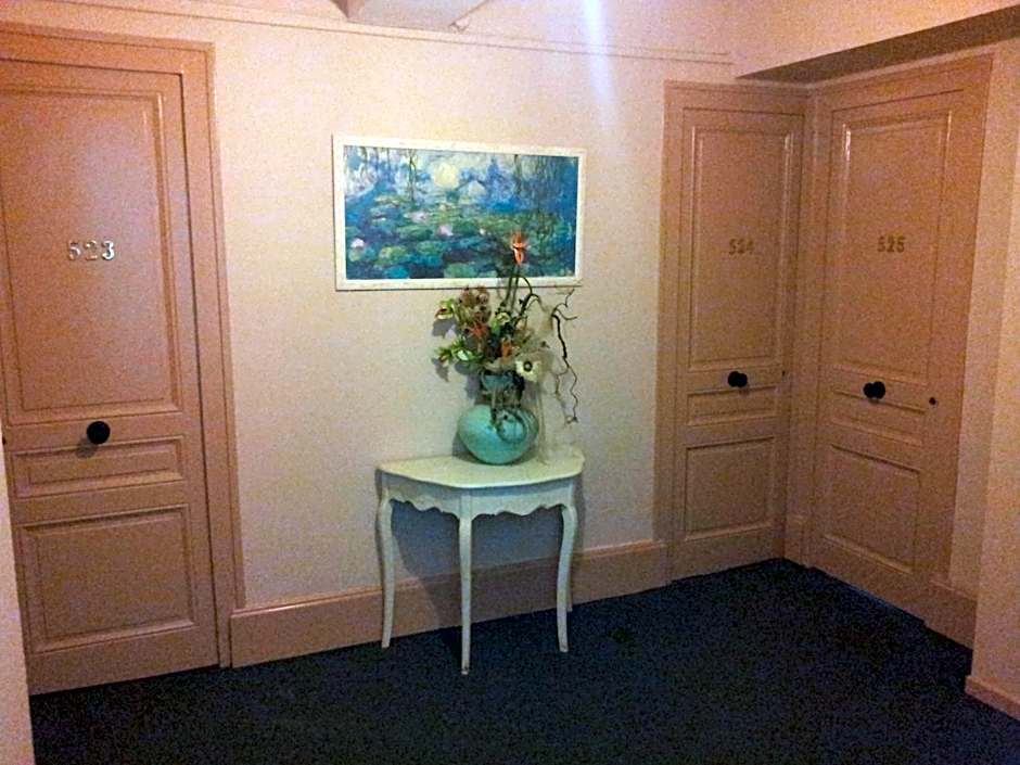 Hotel Azur