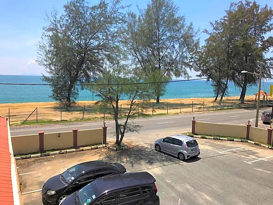Teluk Lipat Seaview Inn