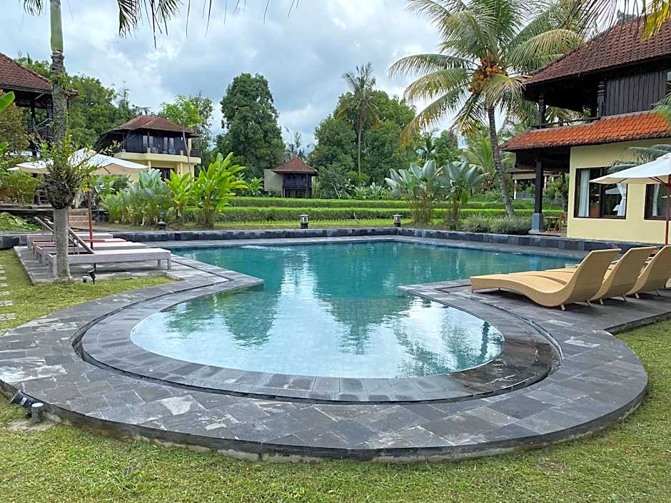 Atres Villa