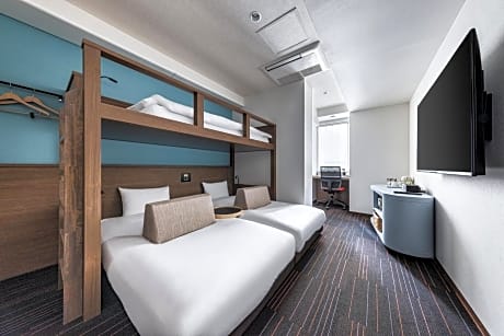Bunk bed room (3 adults)  - Non-Smoking