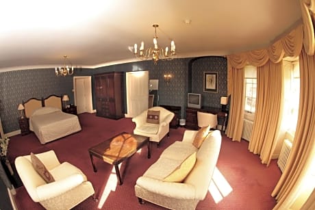 Triple Room - Manor House
