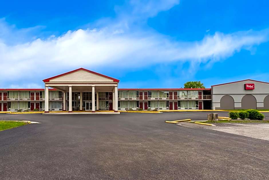 Red Roof Inn & Suites Cave City