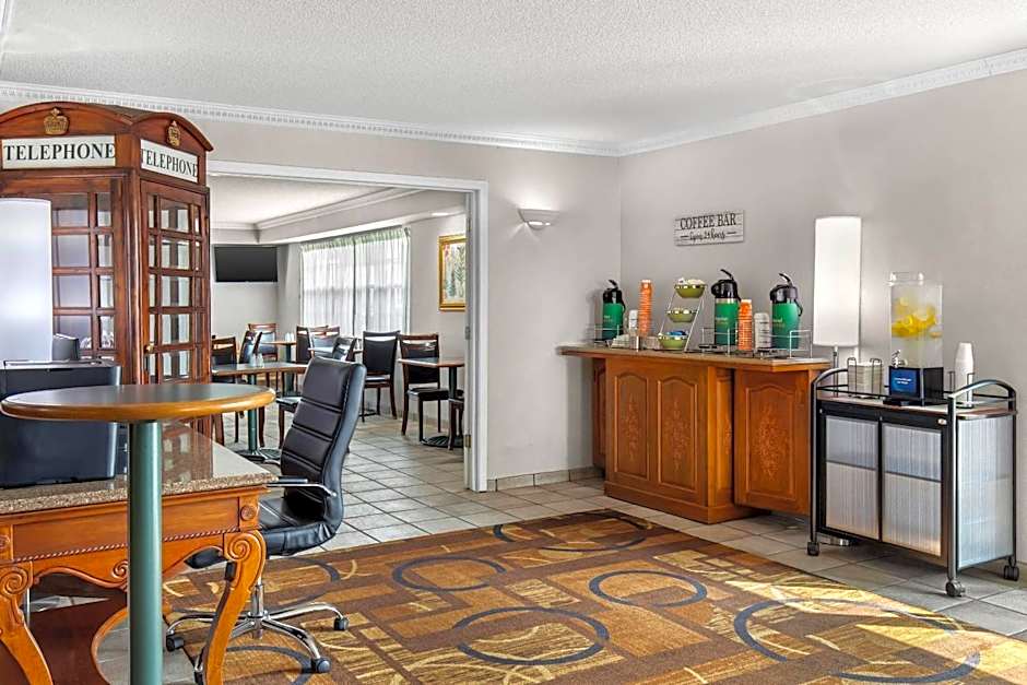 Quality Inn & Suites Manistique