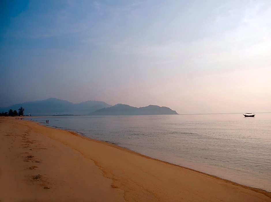 The Qamar Paka Resort