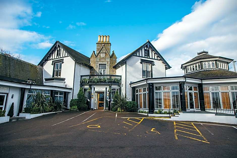 Palm Court Hotel