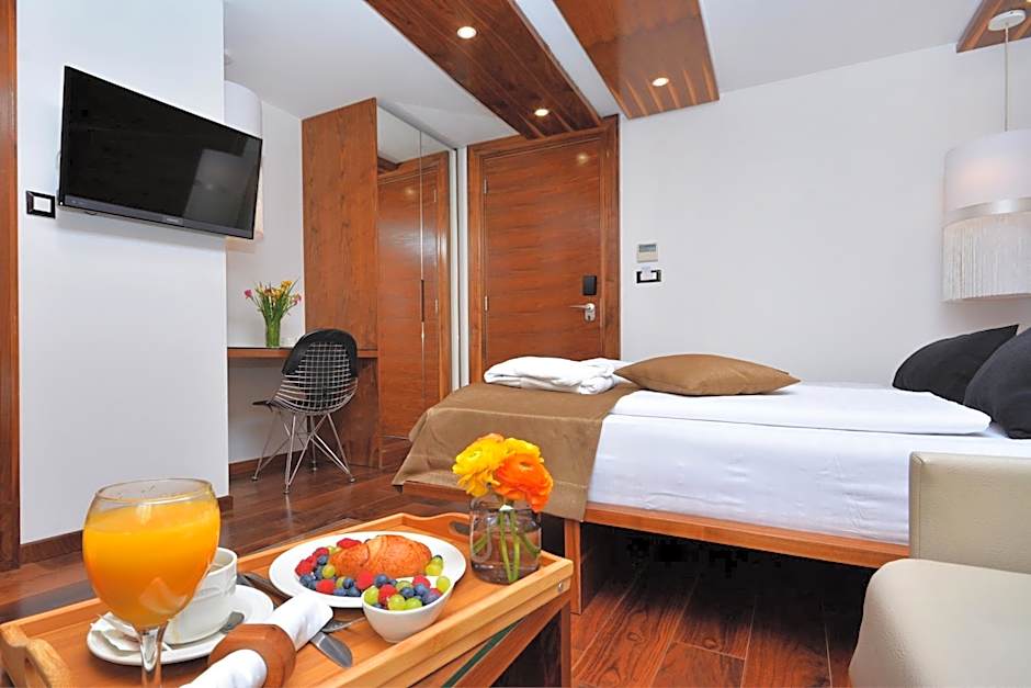 Jupiter Luxury Hotel