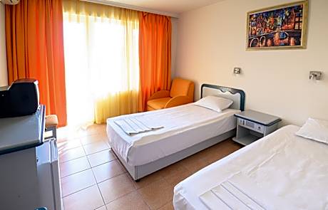 Double Room Monoparental